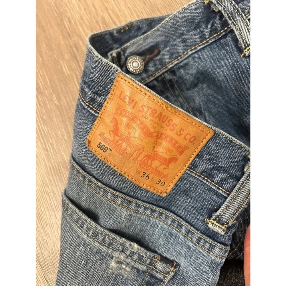 Levis 569 Loose Straight‎ Leg Distressed Blue Denim Jeans Mens 36x30 00569-0282